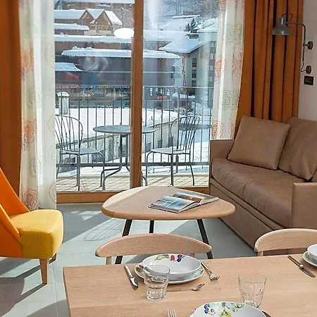 Red Fox Aparthotel