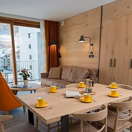 Aparthotel Red Fox *